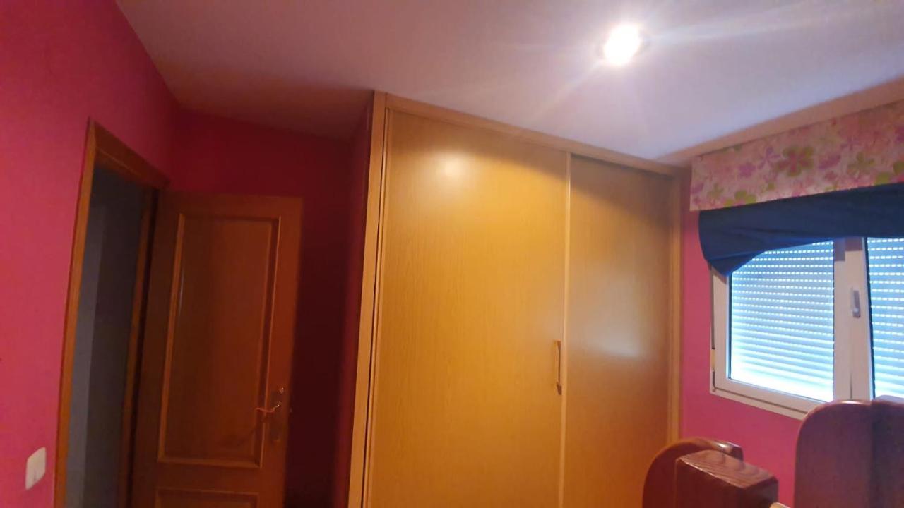 Apartamento O Xardin Ribadeo Bagian luar foto