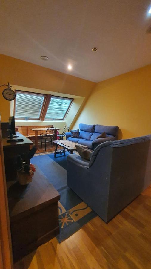 Apartamento O Xardin Ribadeo Bagian luar foto