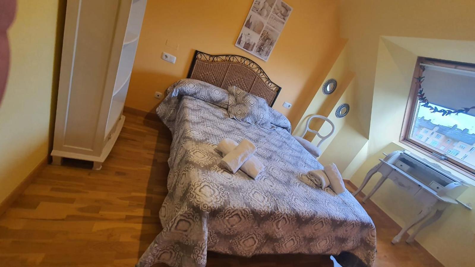Apartamento O Xardin Ribadeo Bagian luar foto